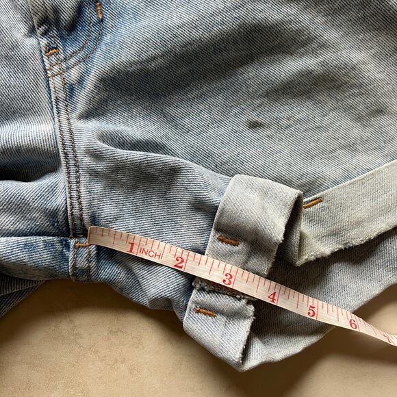 Vintage GAP Women's High Waisted Cuff Denim Jean Short Light Wash Size 10 - Picture 10 of 11